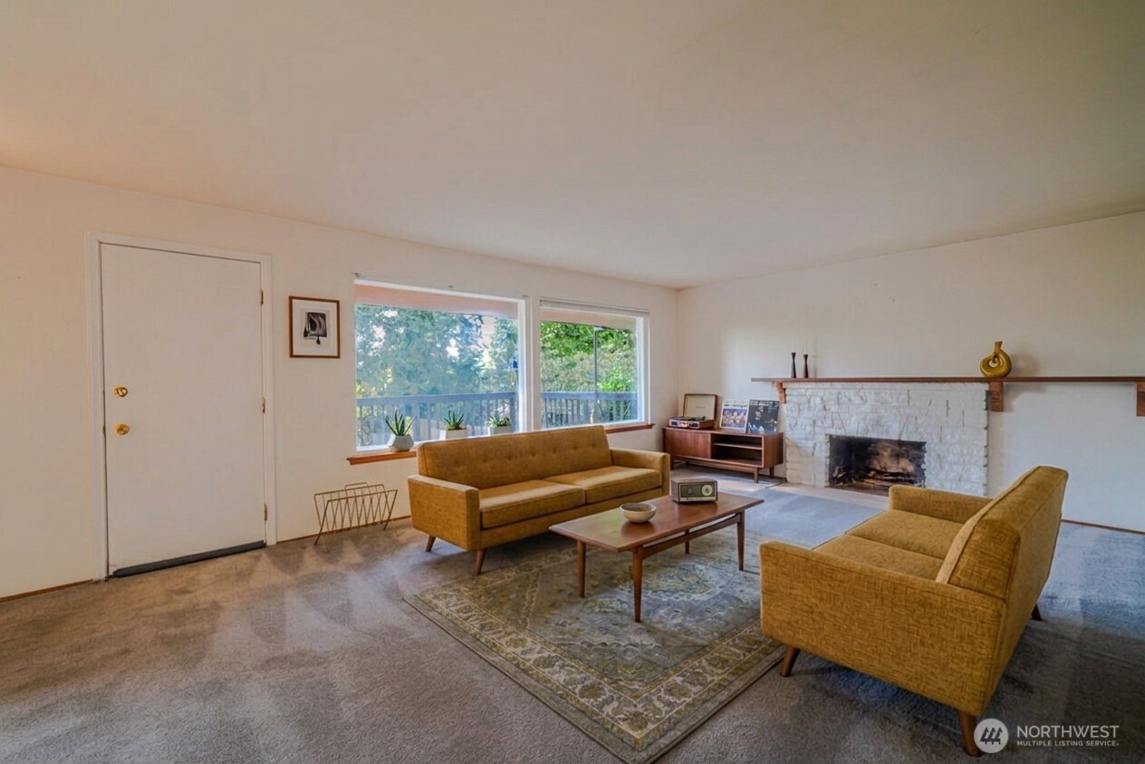 property viewer photo 4