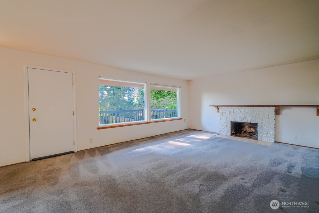 property viewer photo 5
