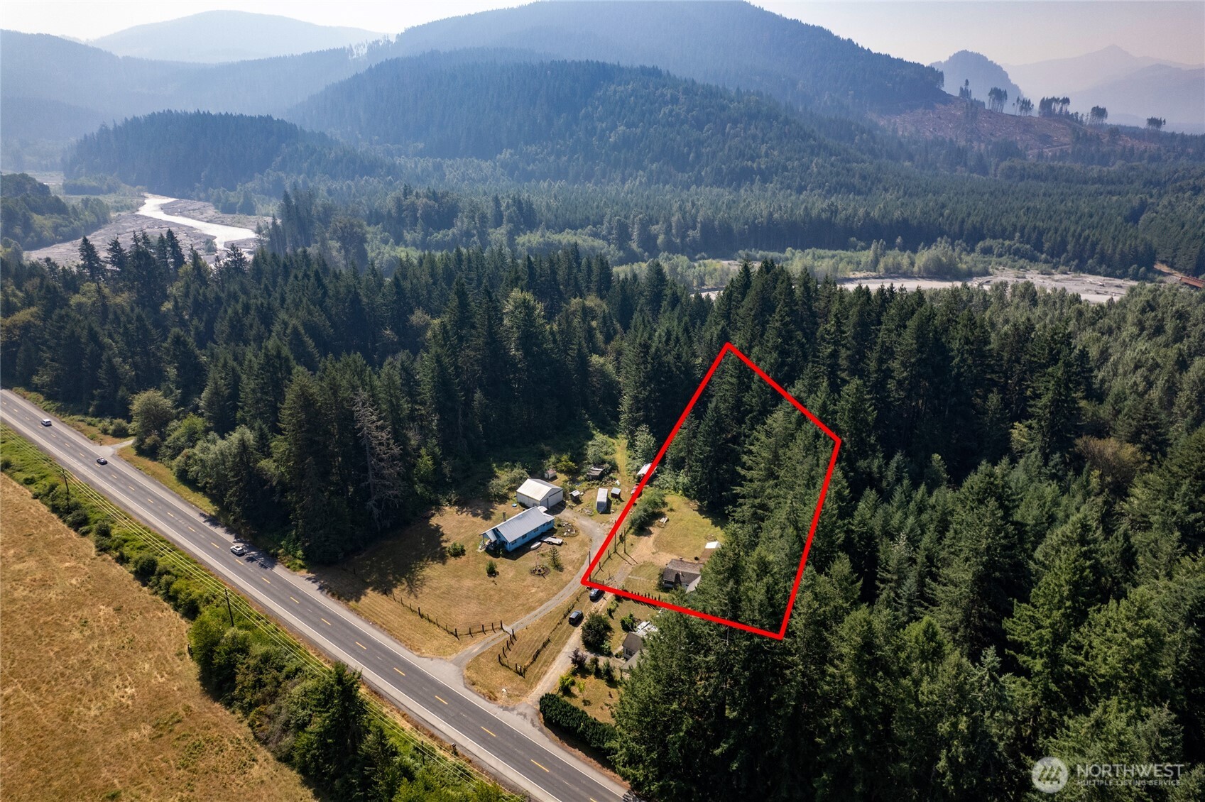 main property photo 14