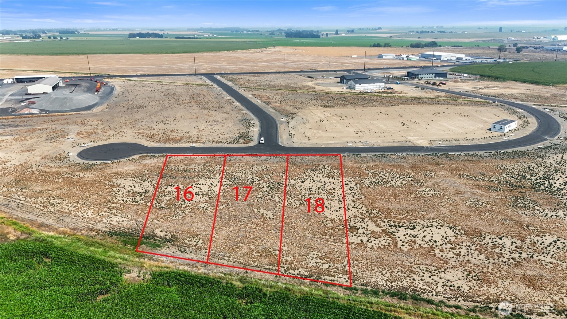 main property photo 5
