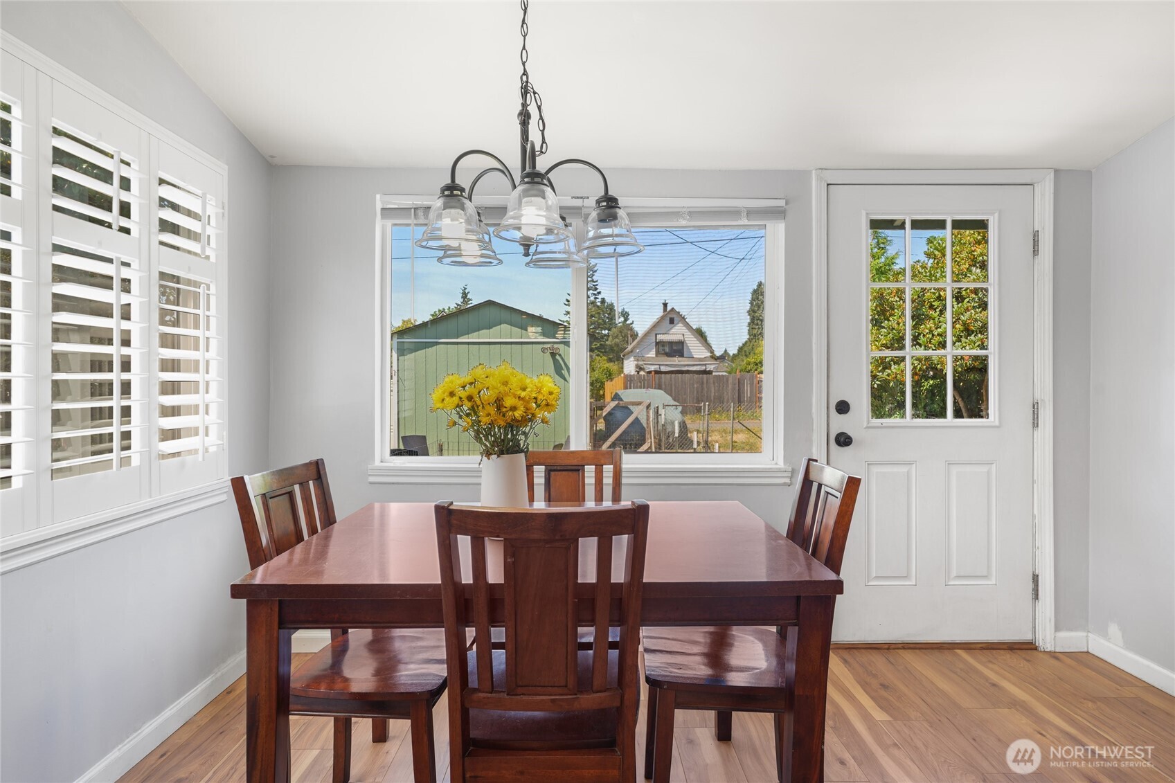 property viewer photo 13