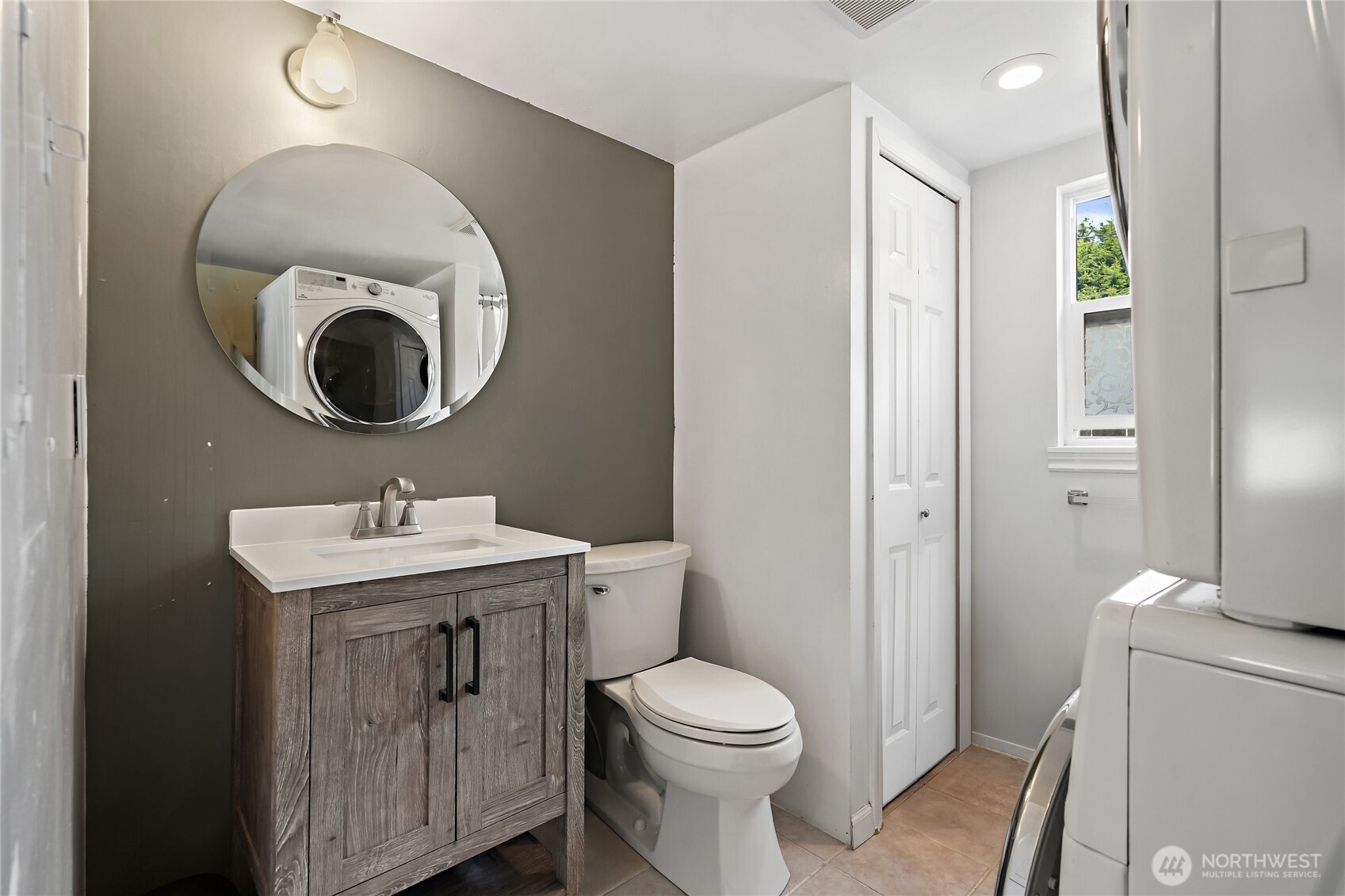 property viewer photo 19