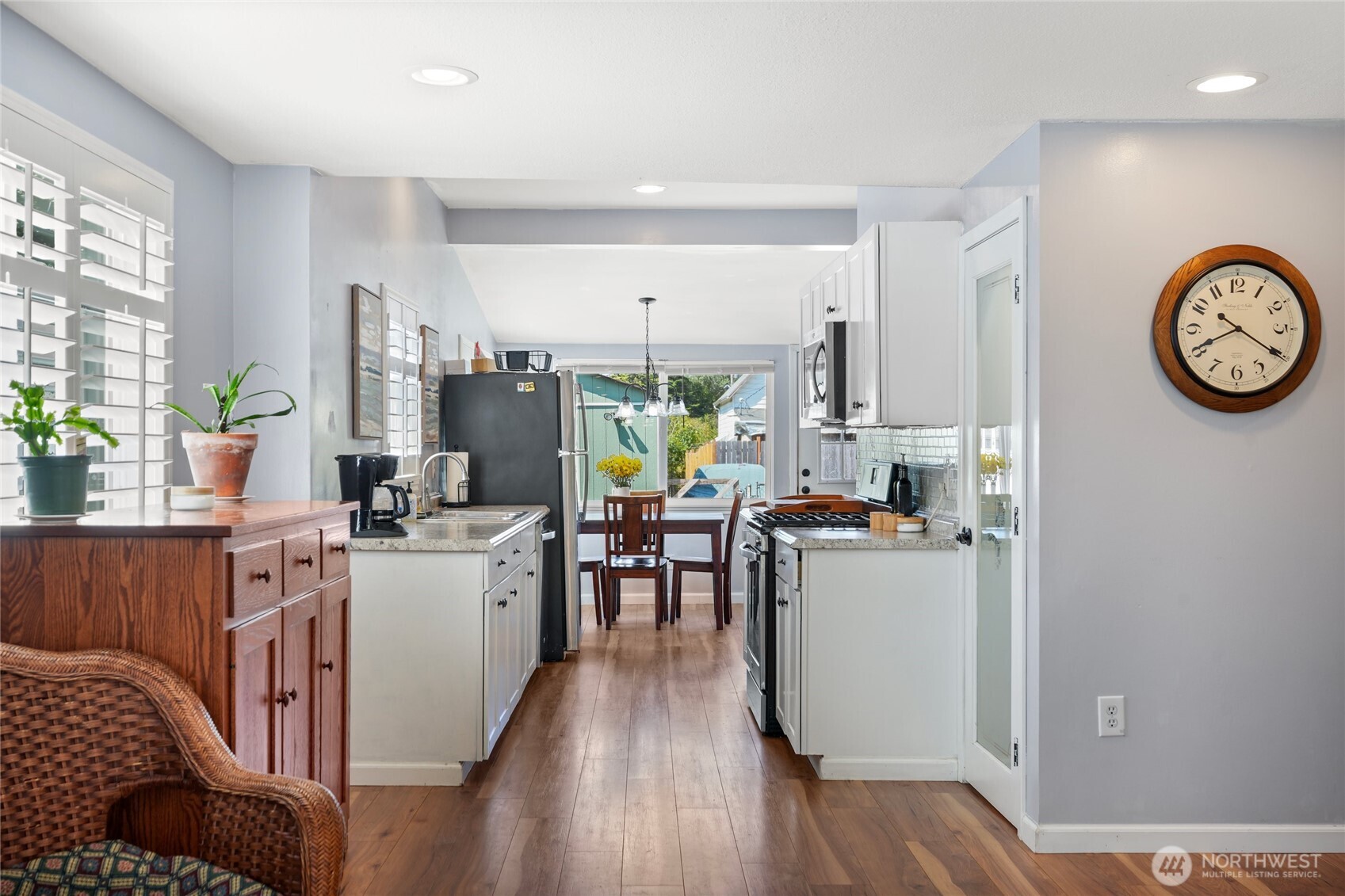 property viewer photo 8