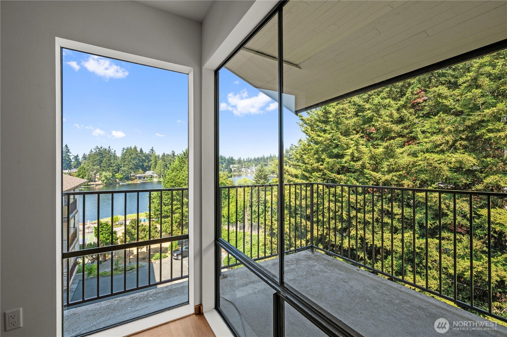 property viewer photo 10