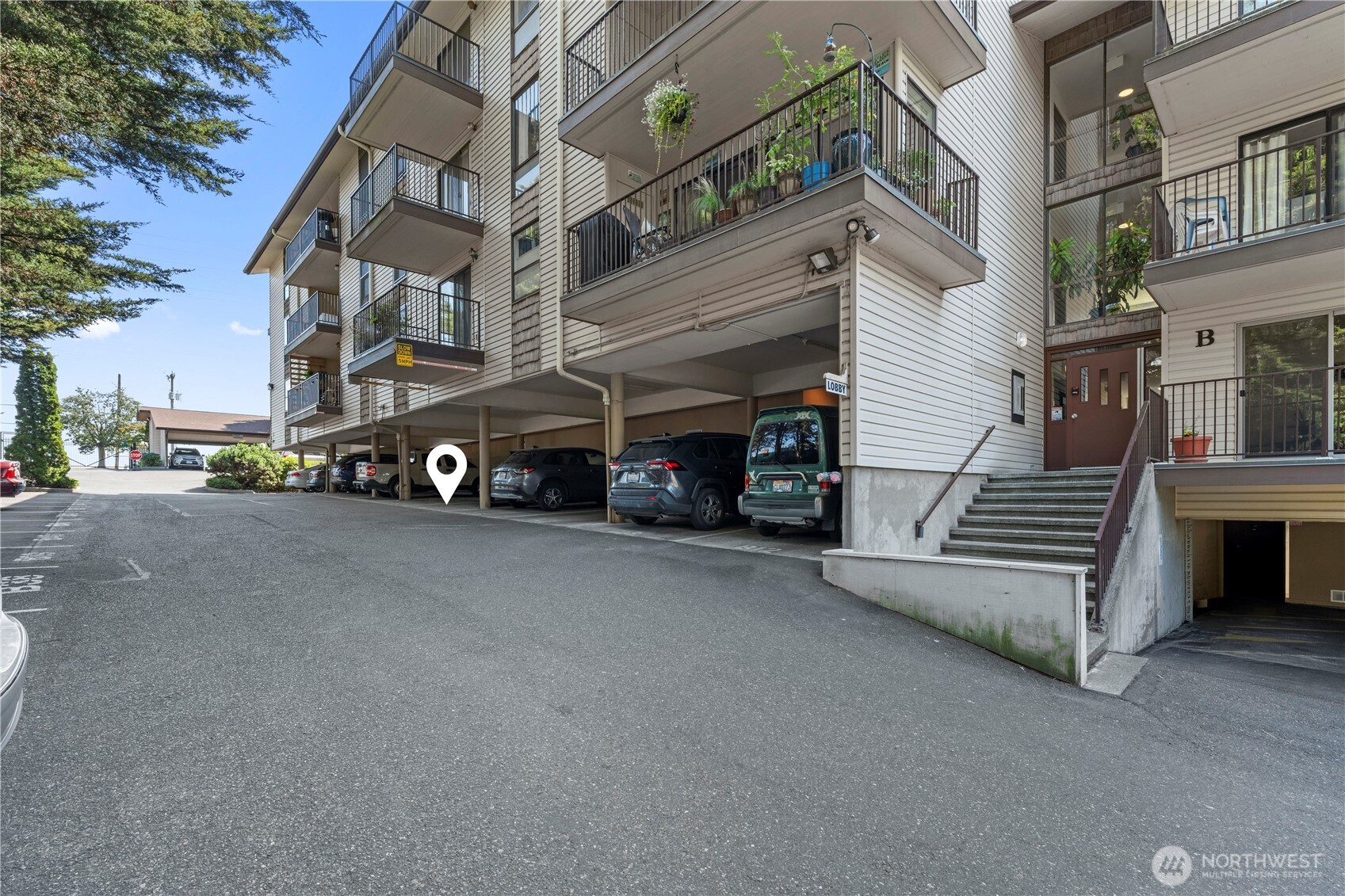 property viewer photo 17