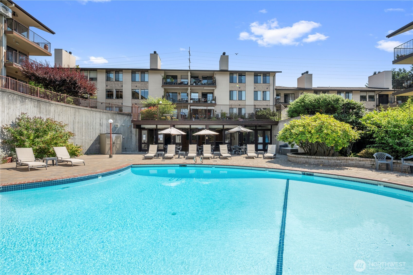 property viewer photo 19