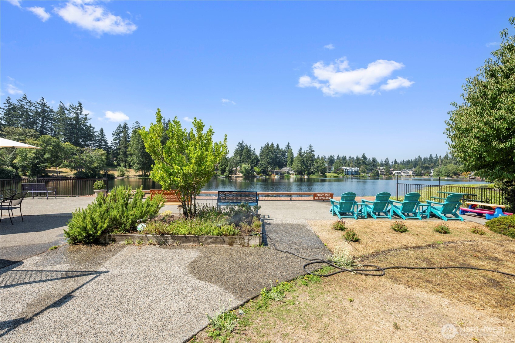 property viewer photo 25