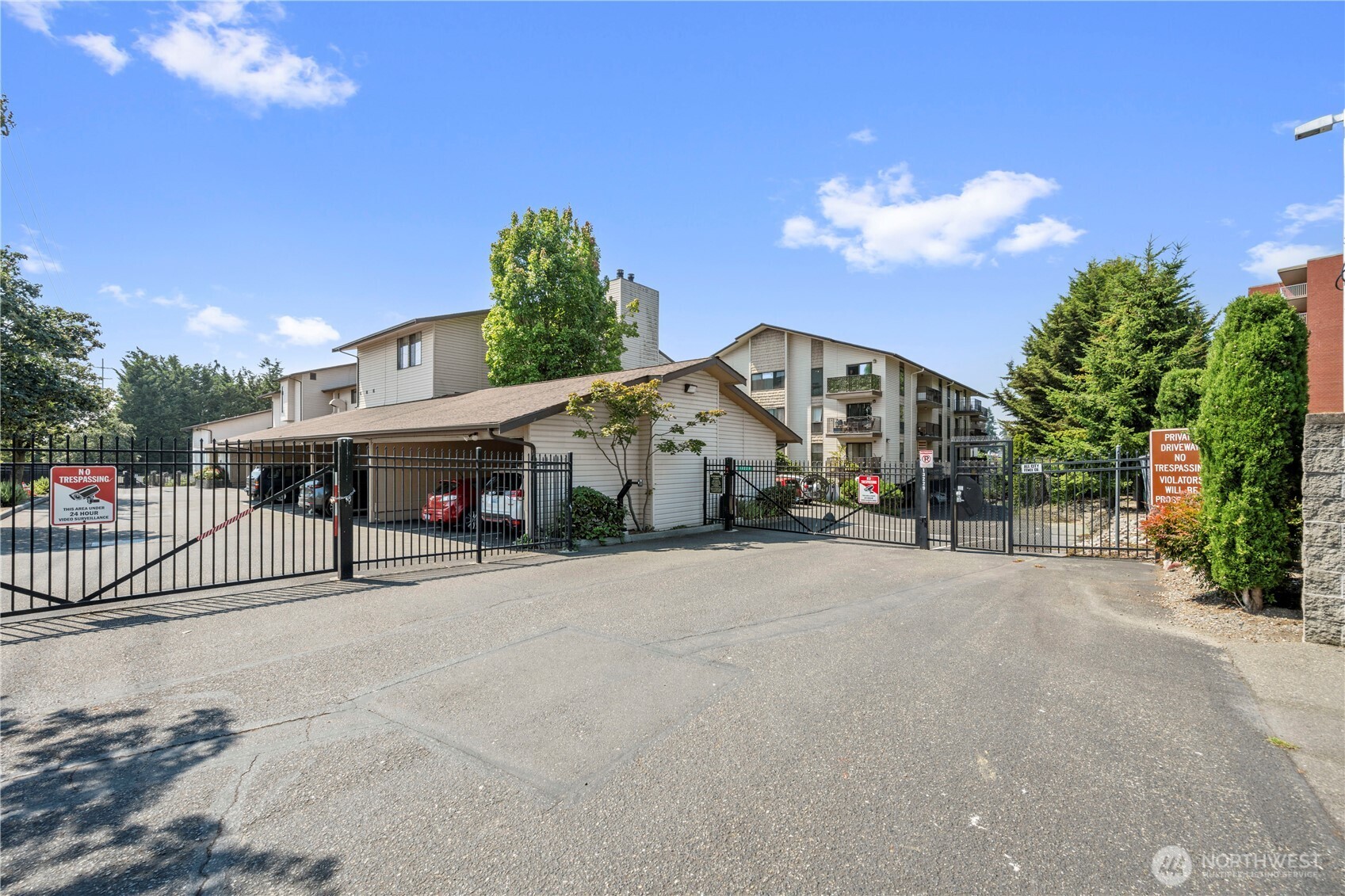 property viewer photo 30