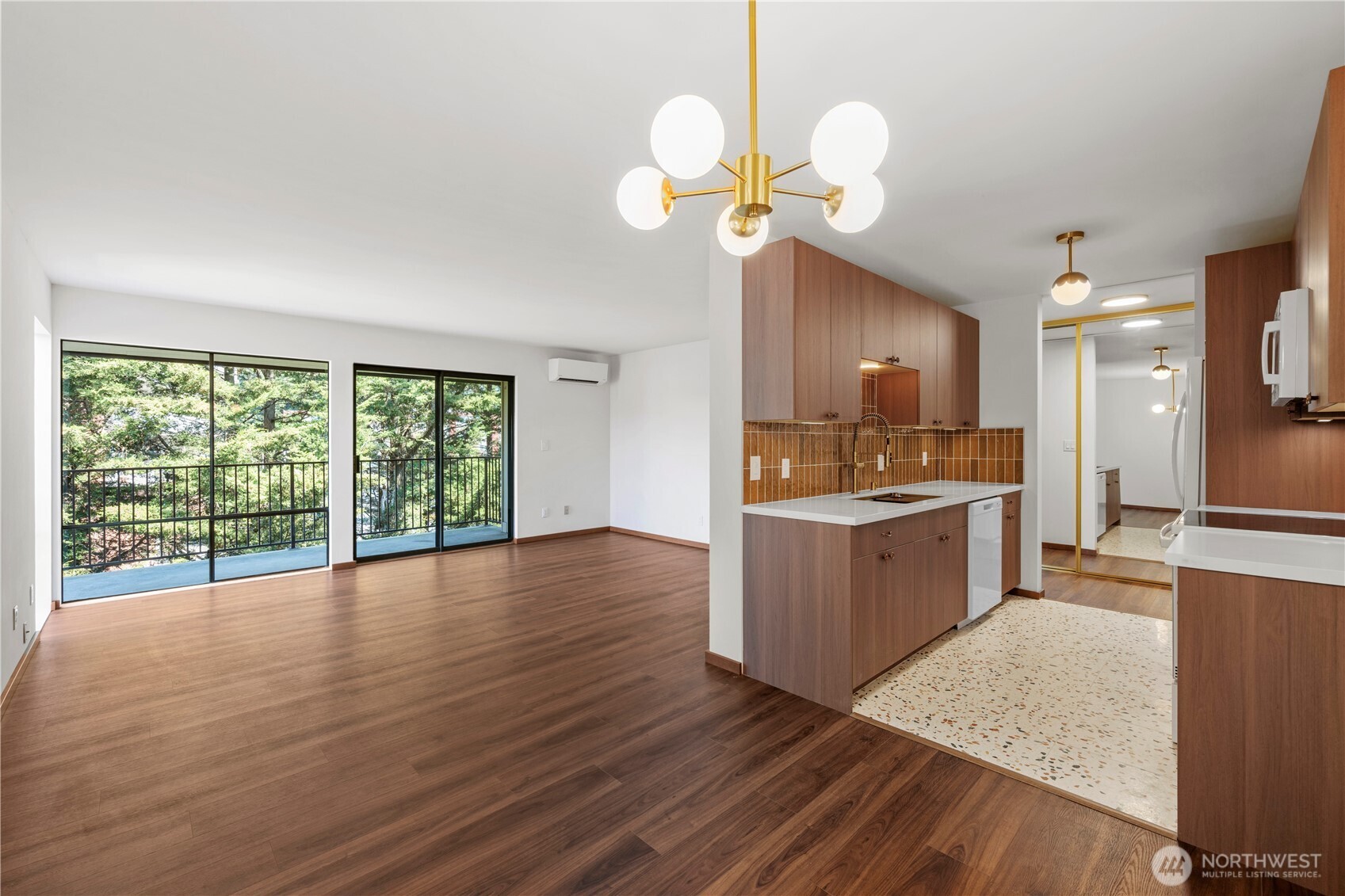 property viewer photo 5