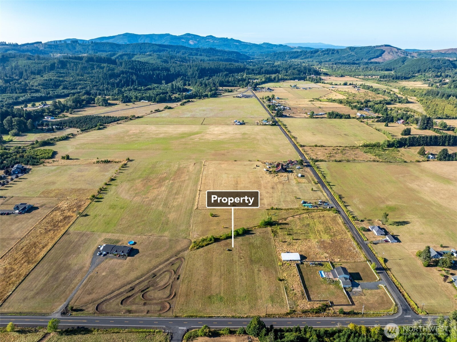 main property photo 3