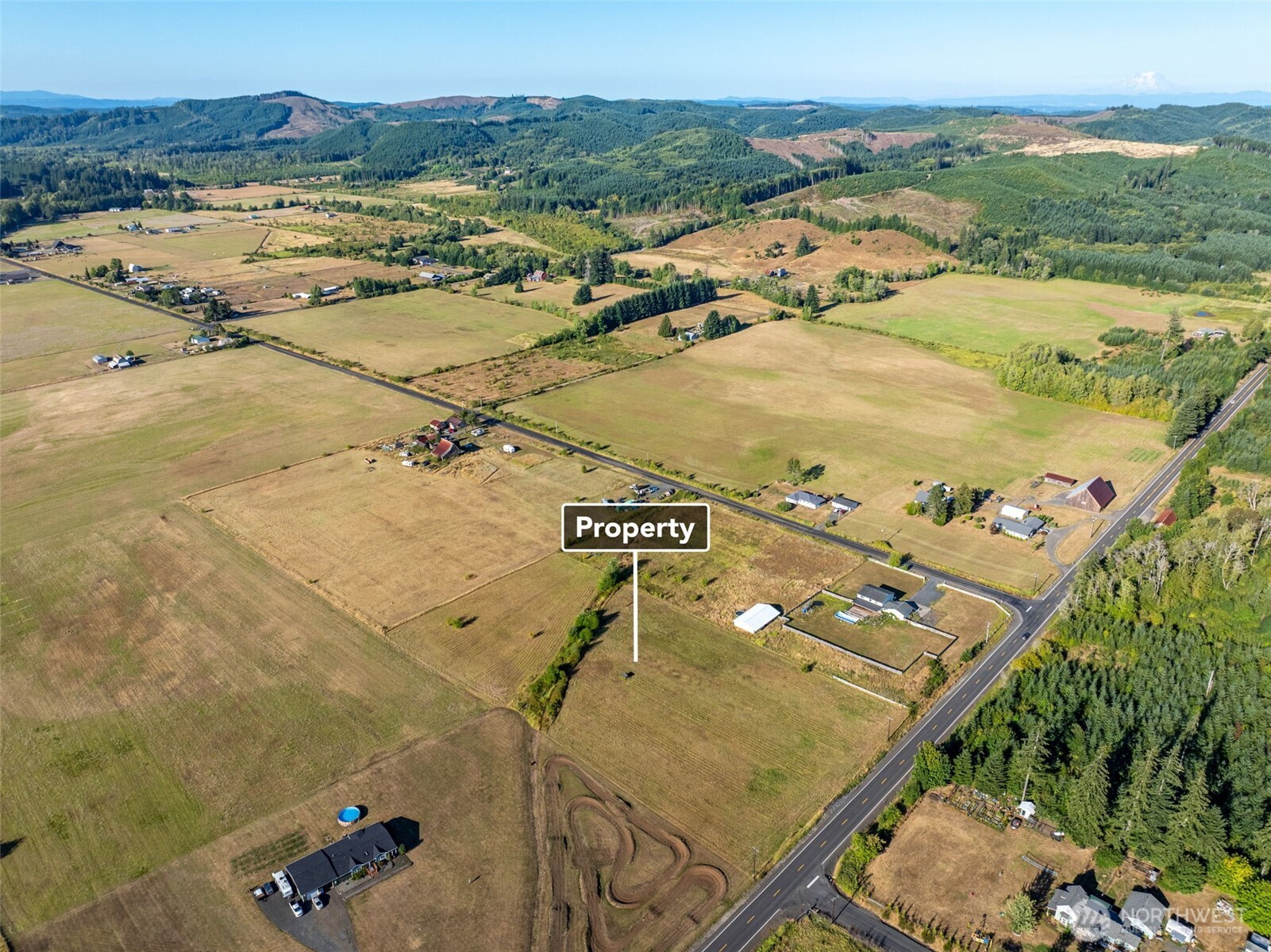 main property photo 5