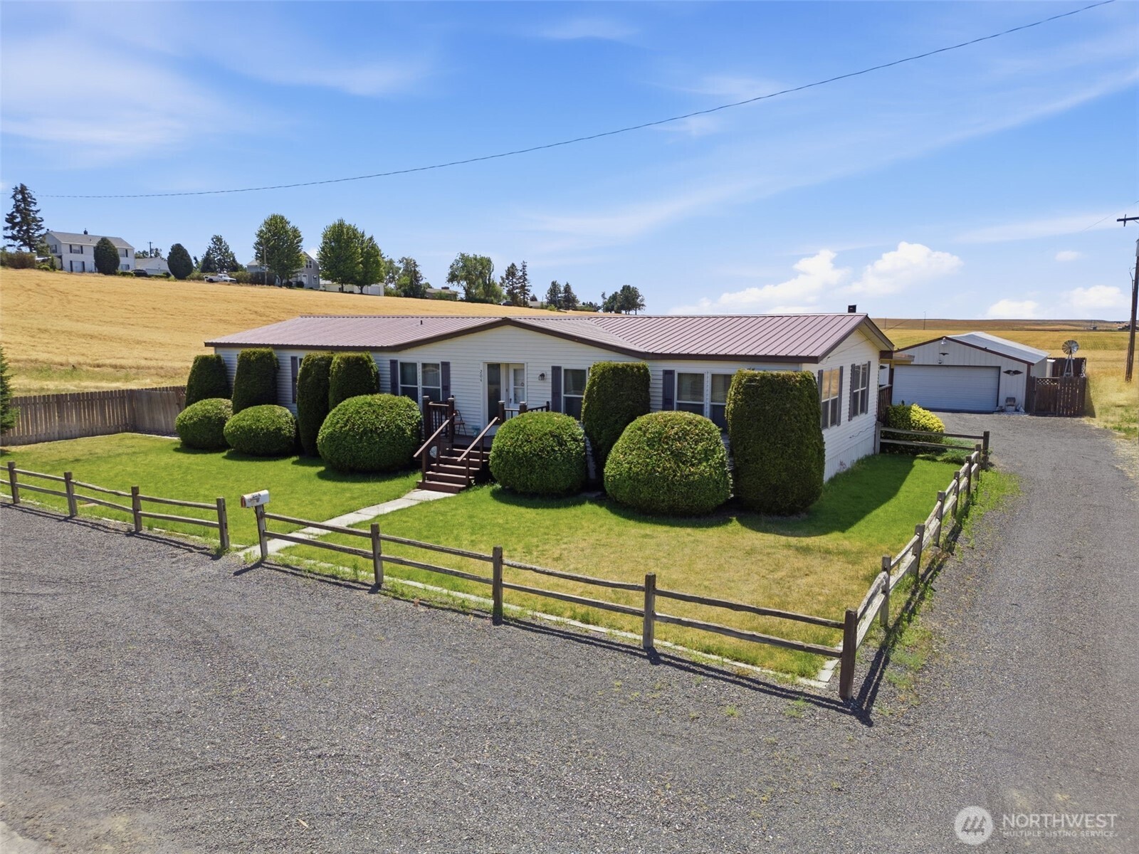main property photo 2