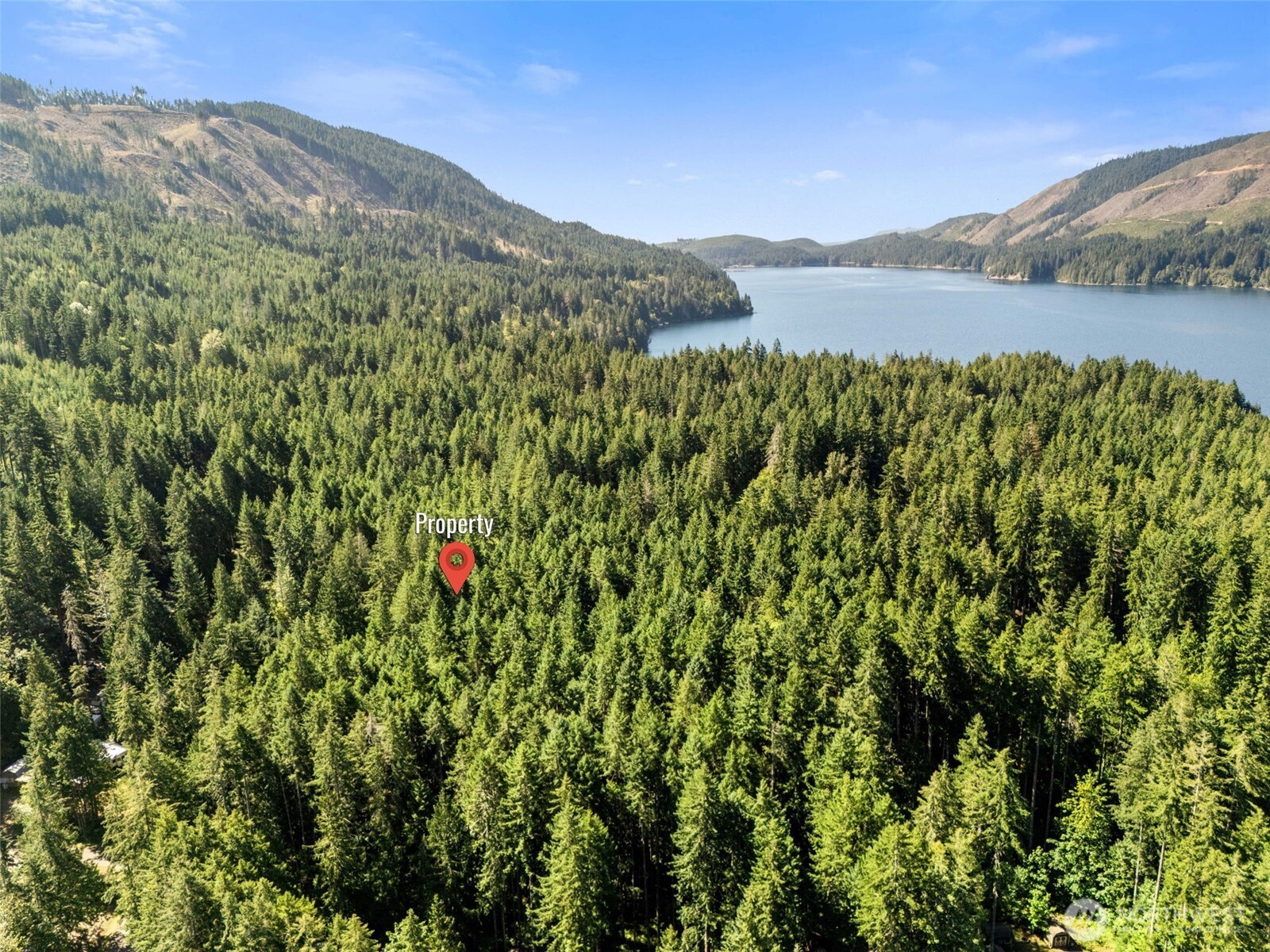 main property photo 8