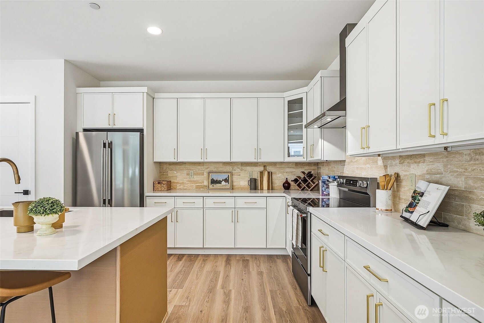 property viewer photo 10