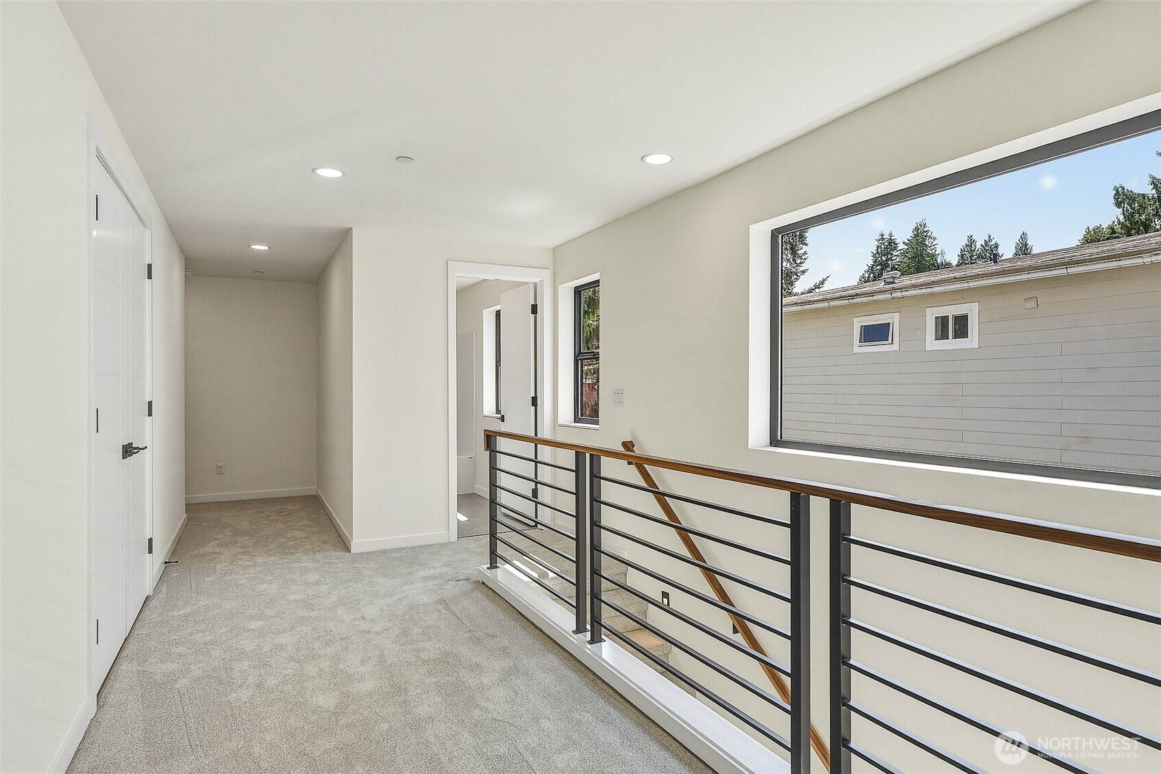 property viewer photo 15