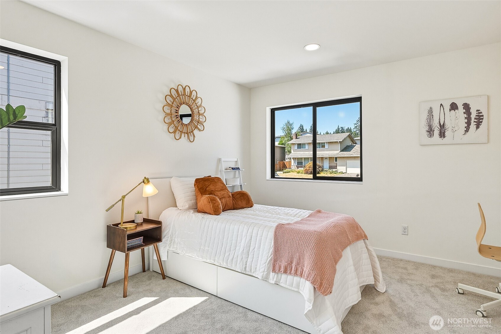 property viewer photo 24