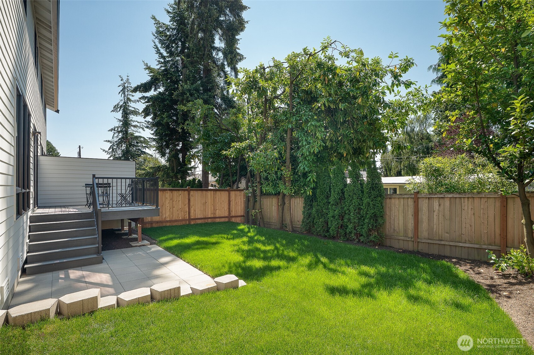 property viewer photo 29