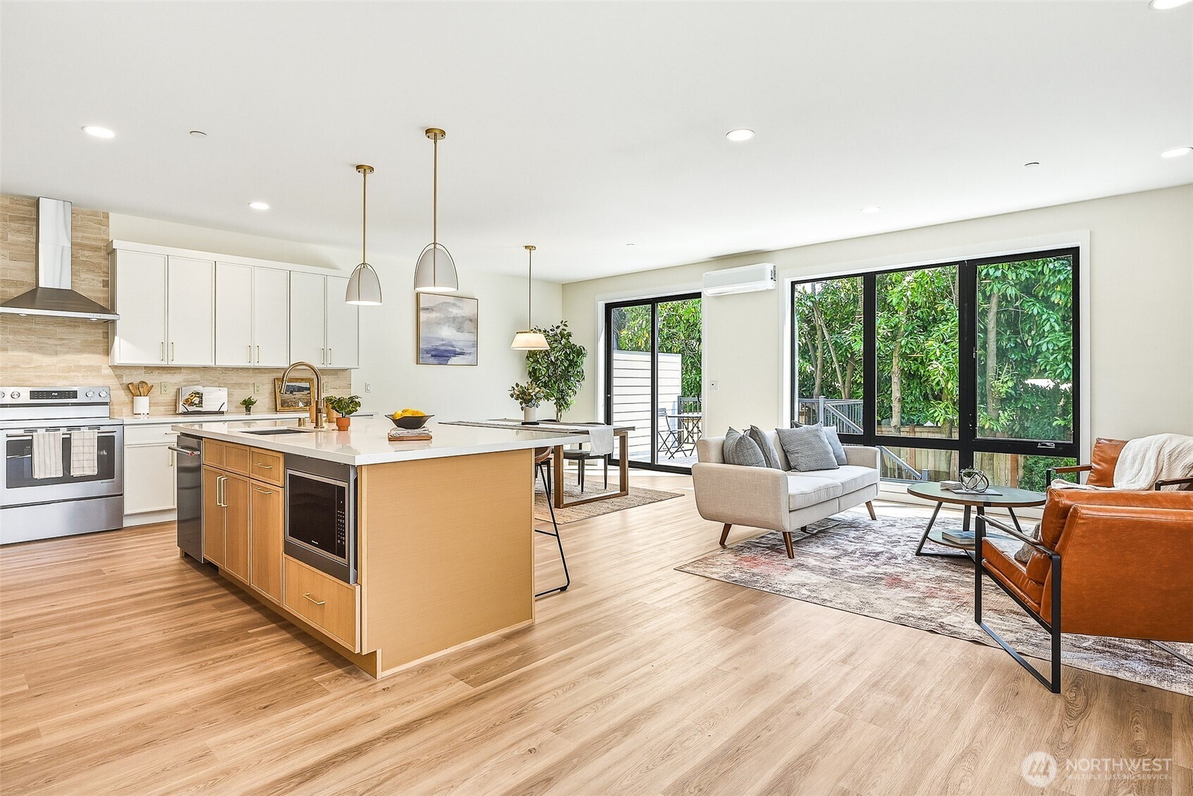 property viewer photo 9