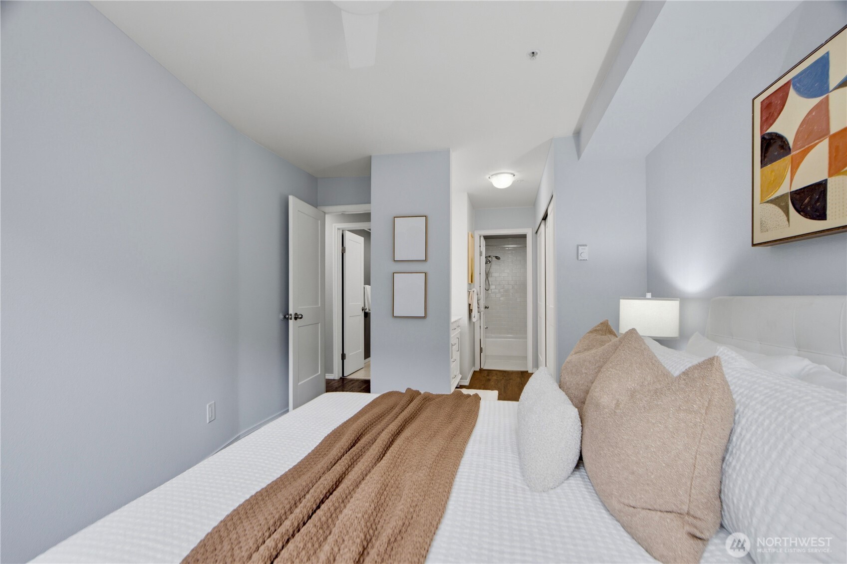 property viewer photo 13