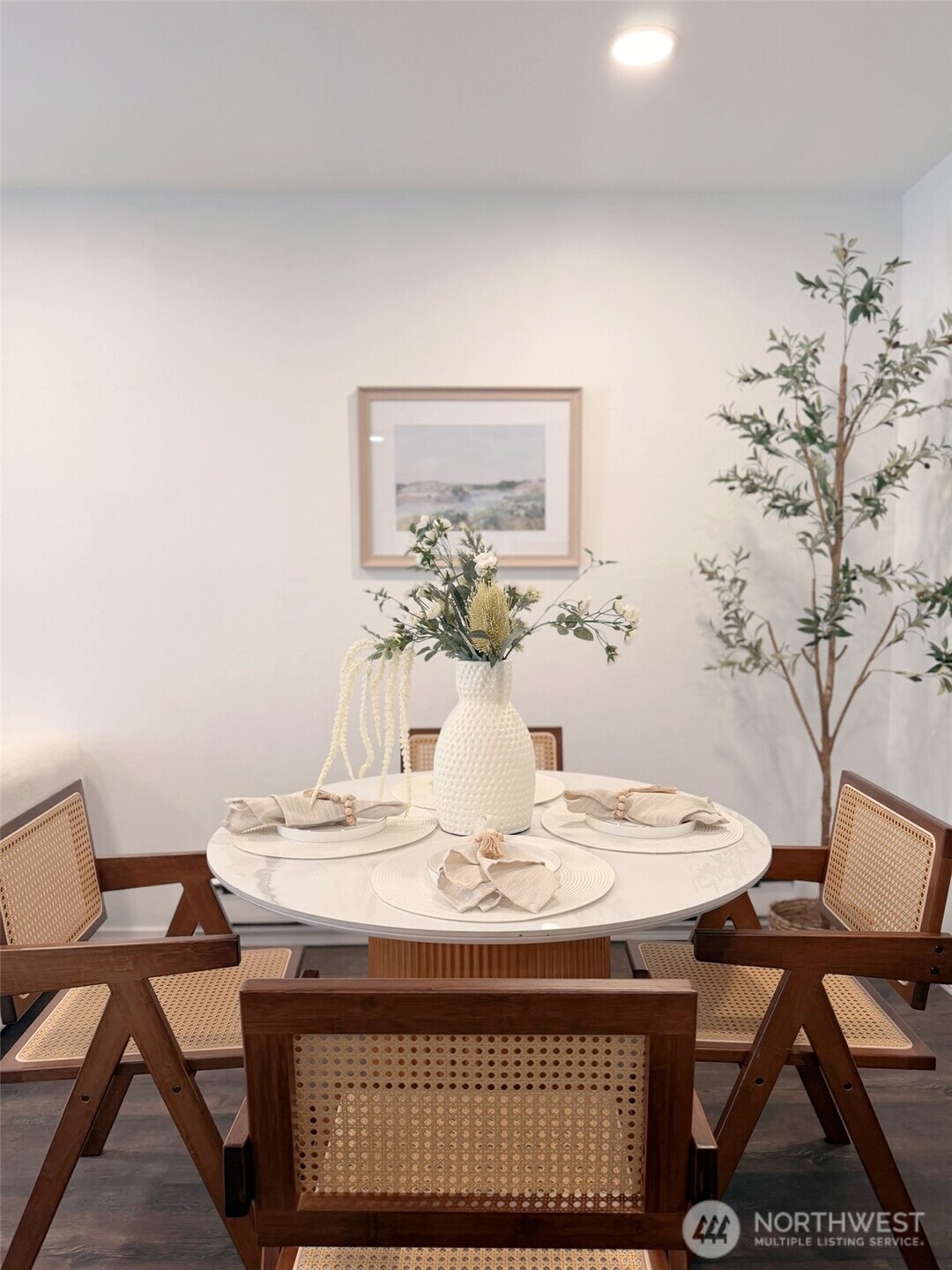 property viewer photo 6