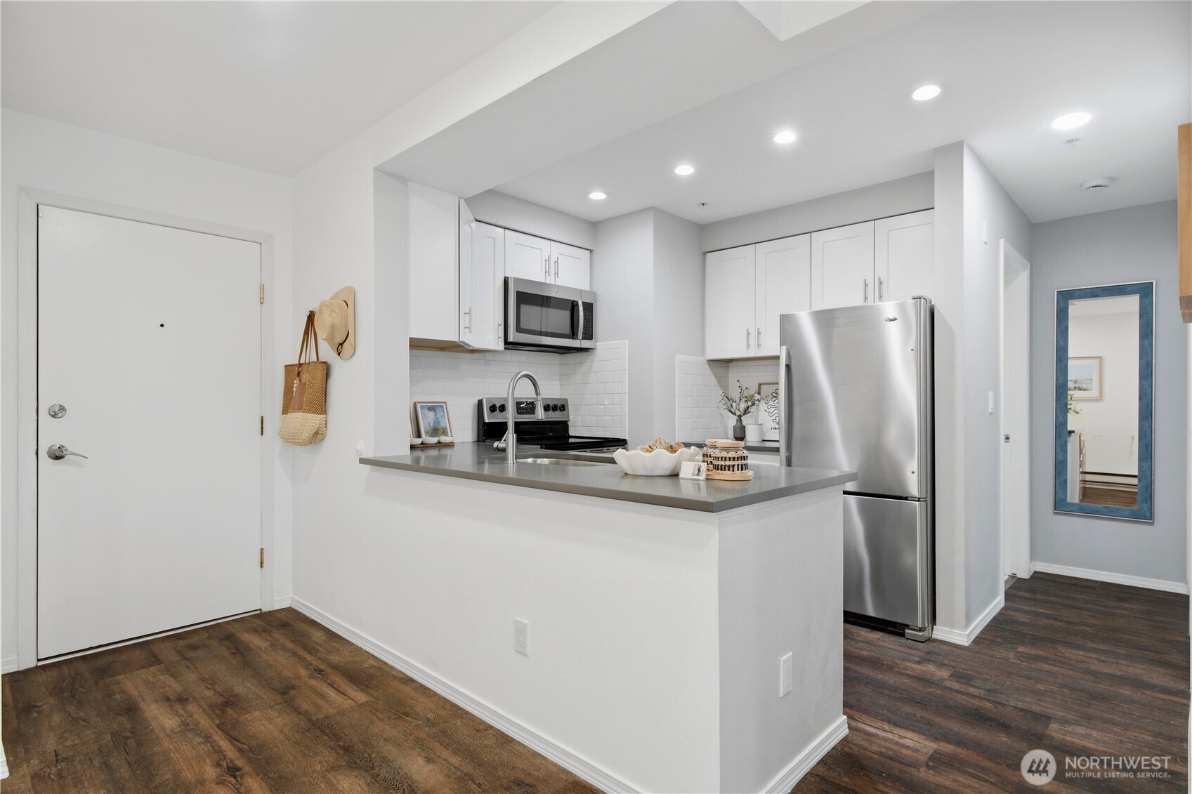 property viewer photo 7