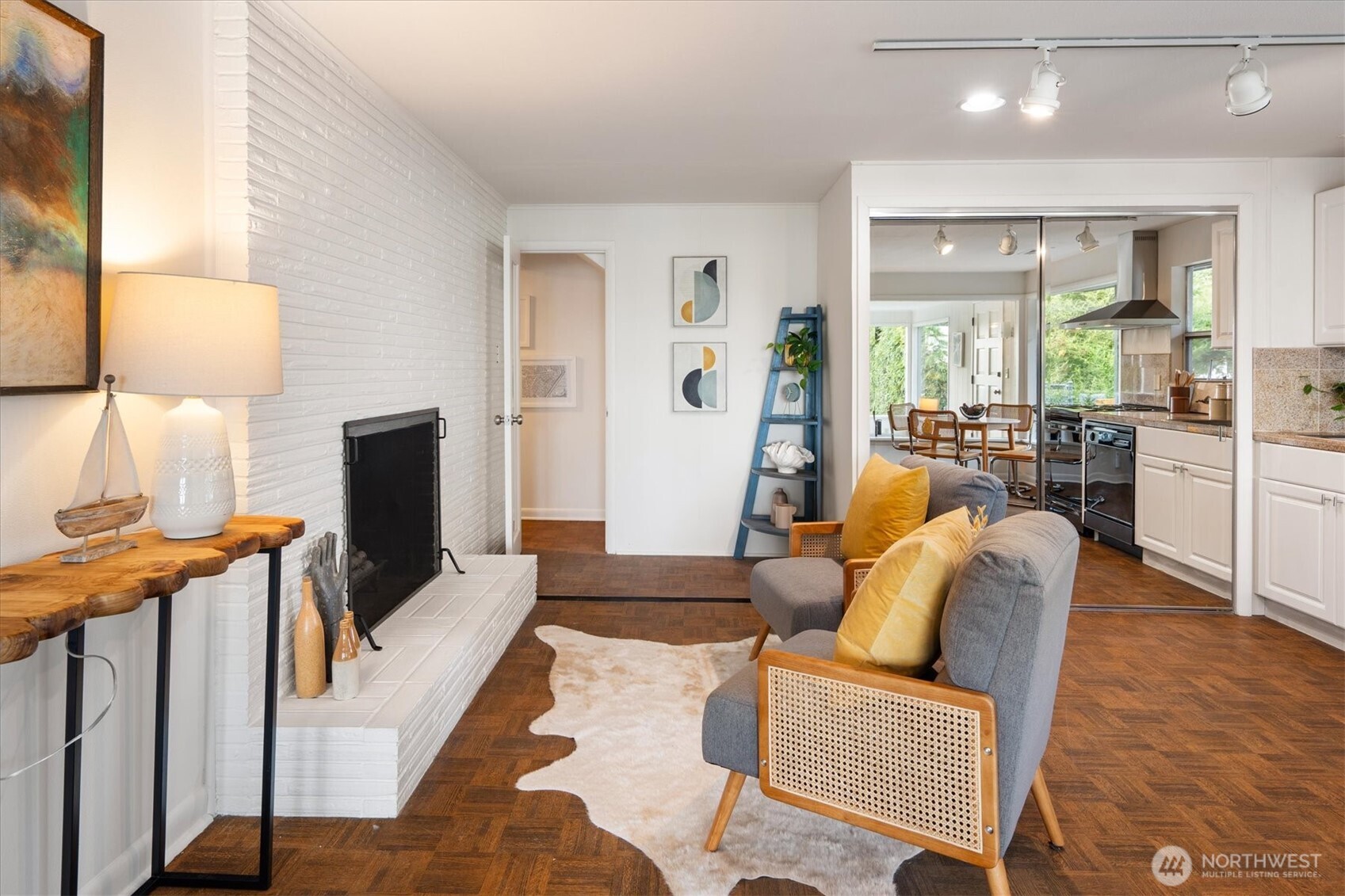 property viewer photo 22