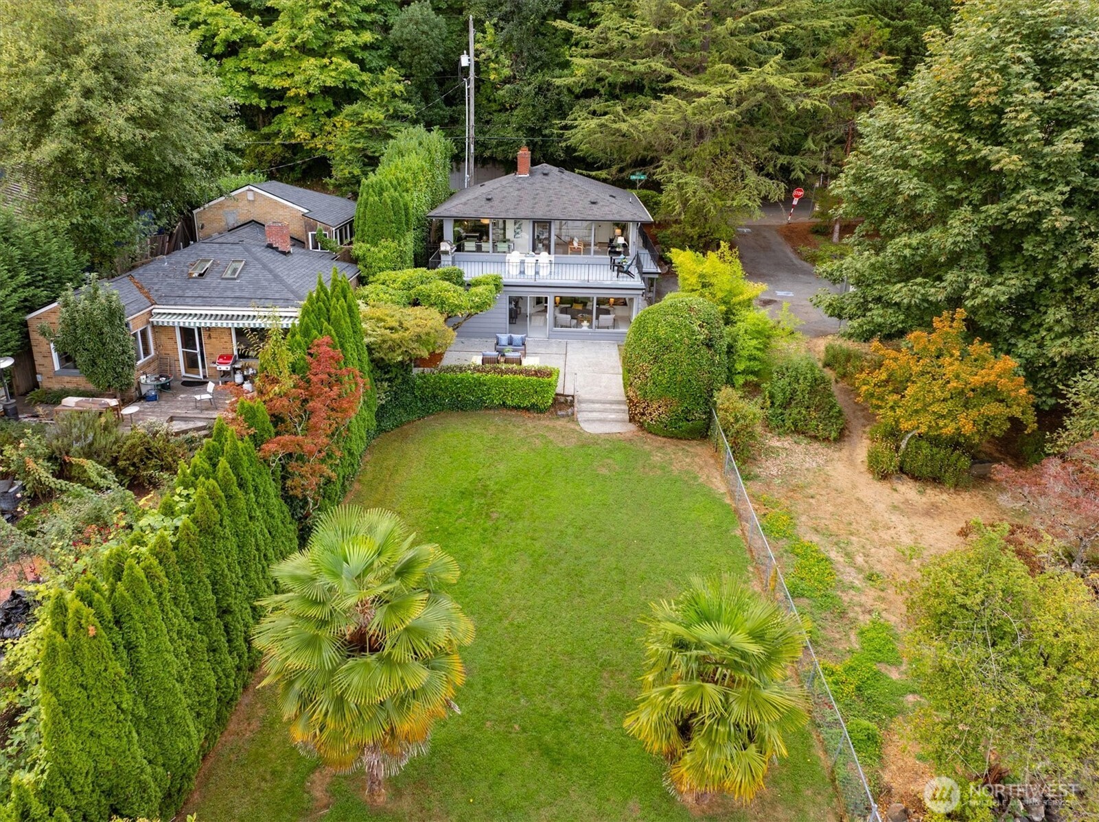 property viewer photo 36