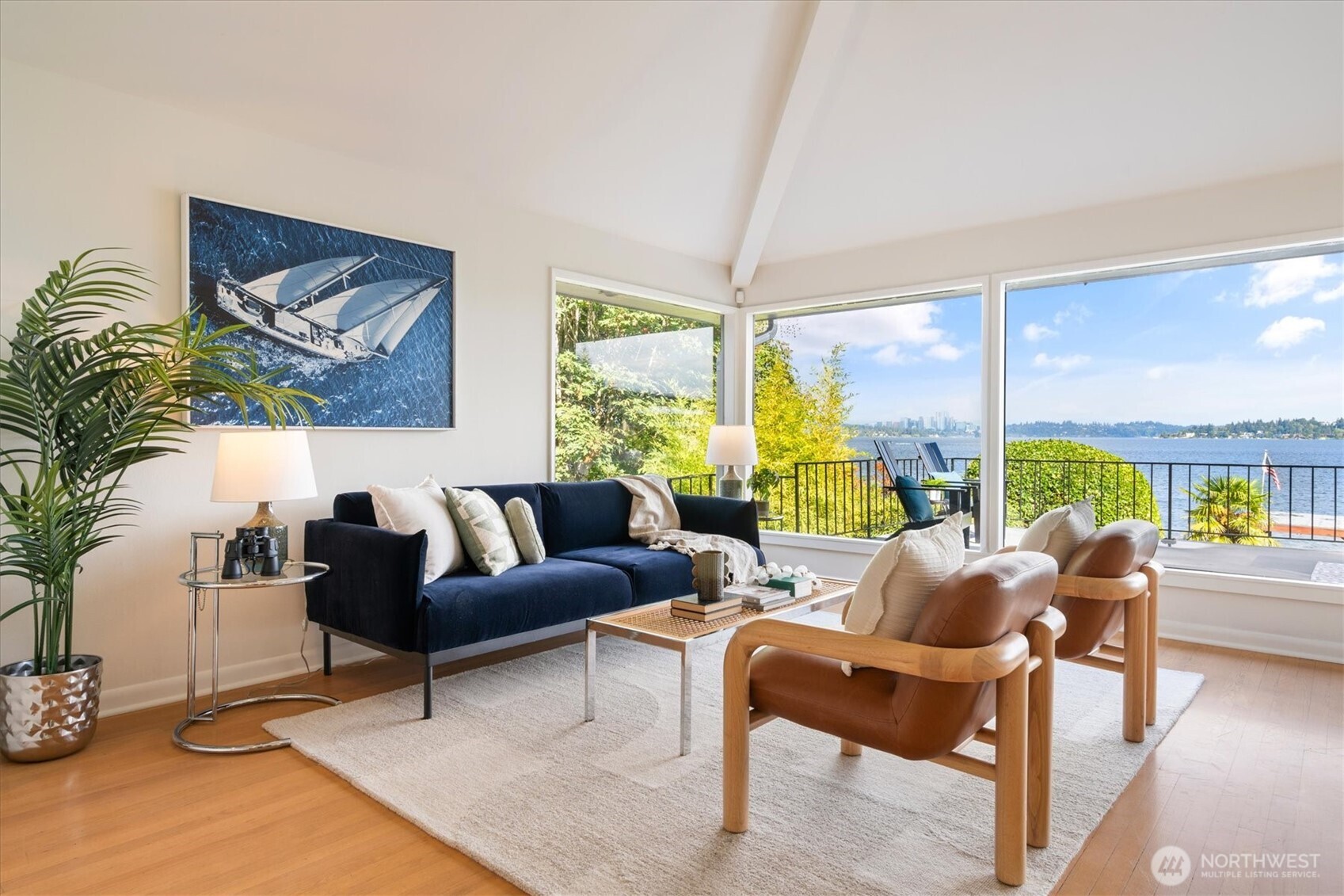 property viewer photo 5