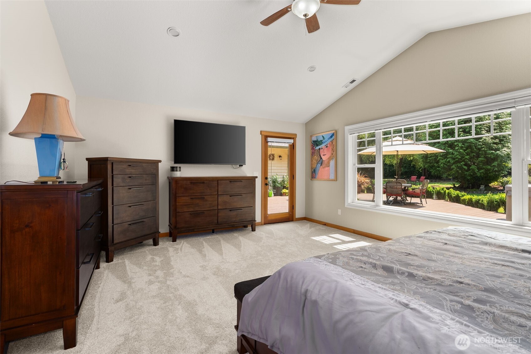 property viewer photo 14
