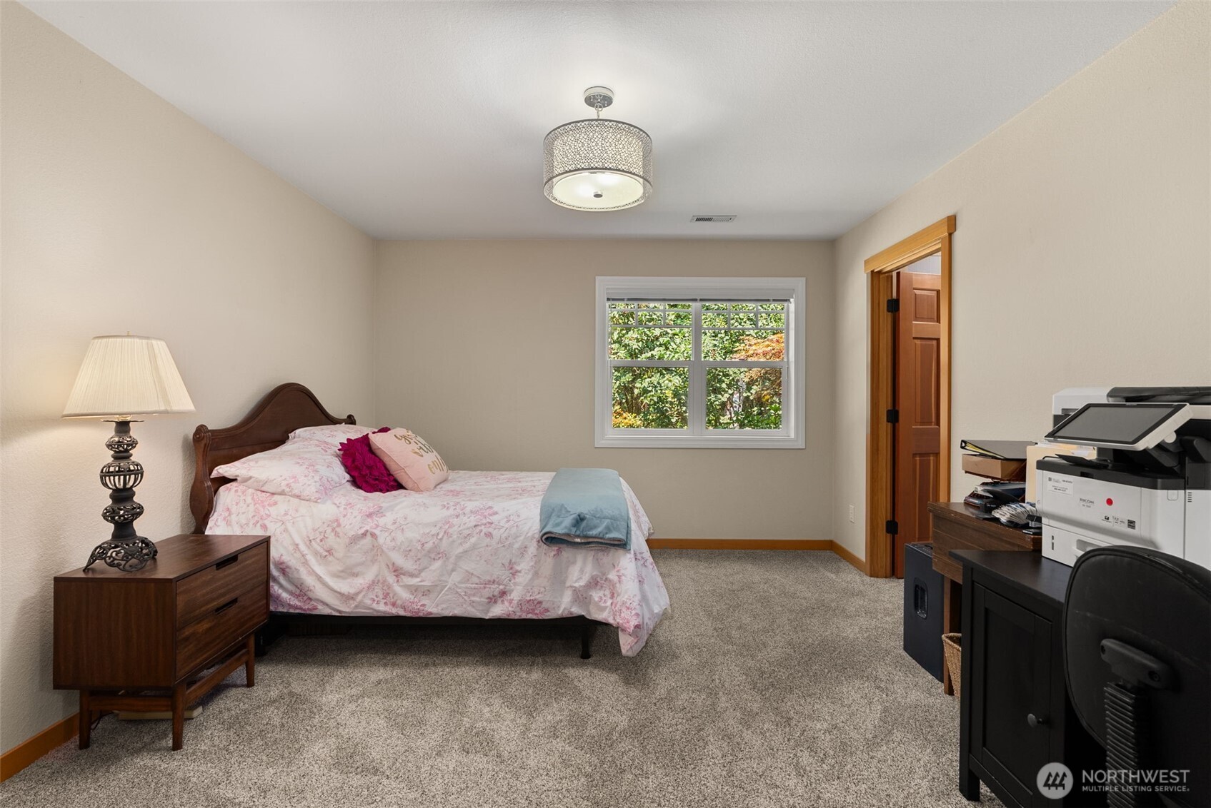 property viewer photo 22