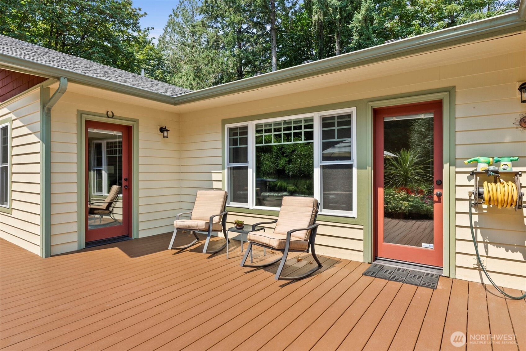 property viewer photo 25