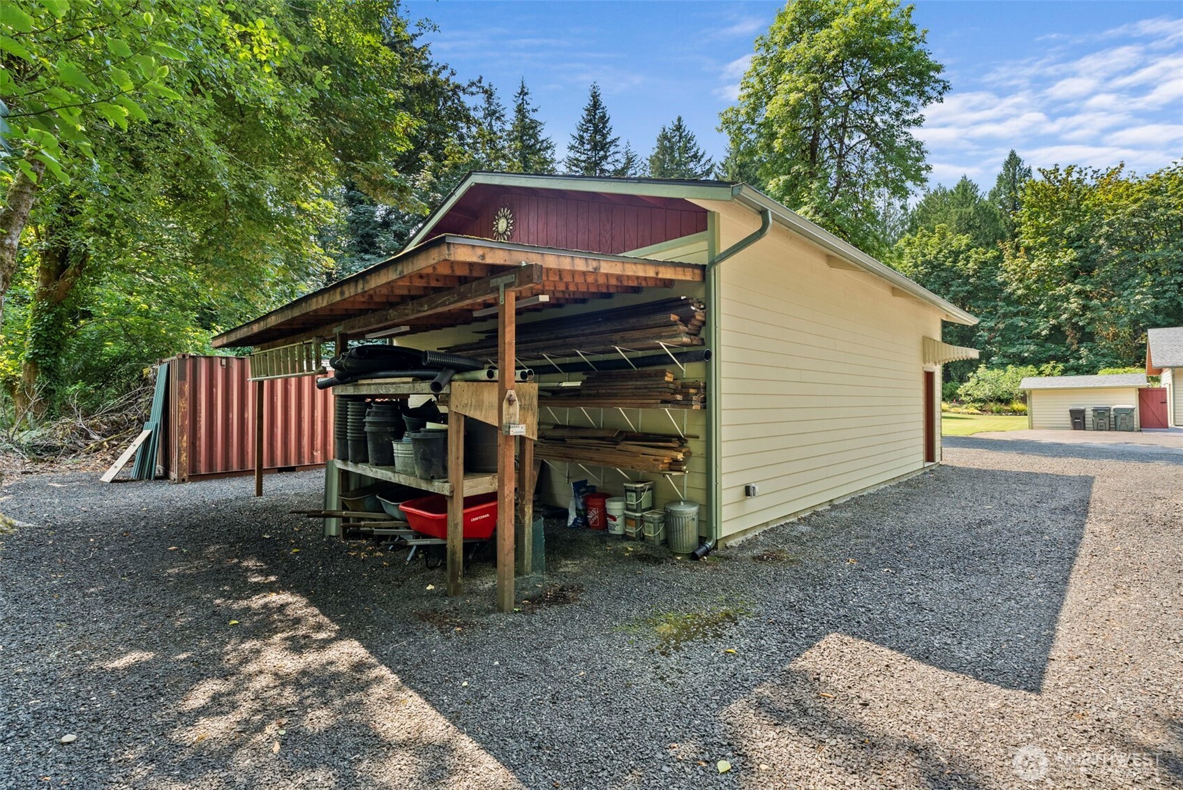 property viewer photo 33
