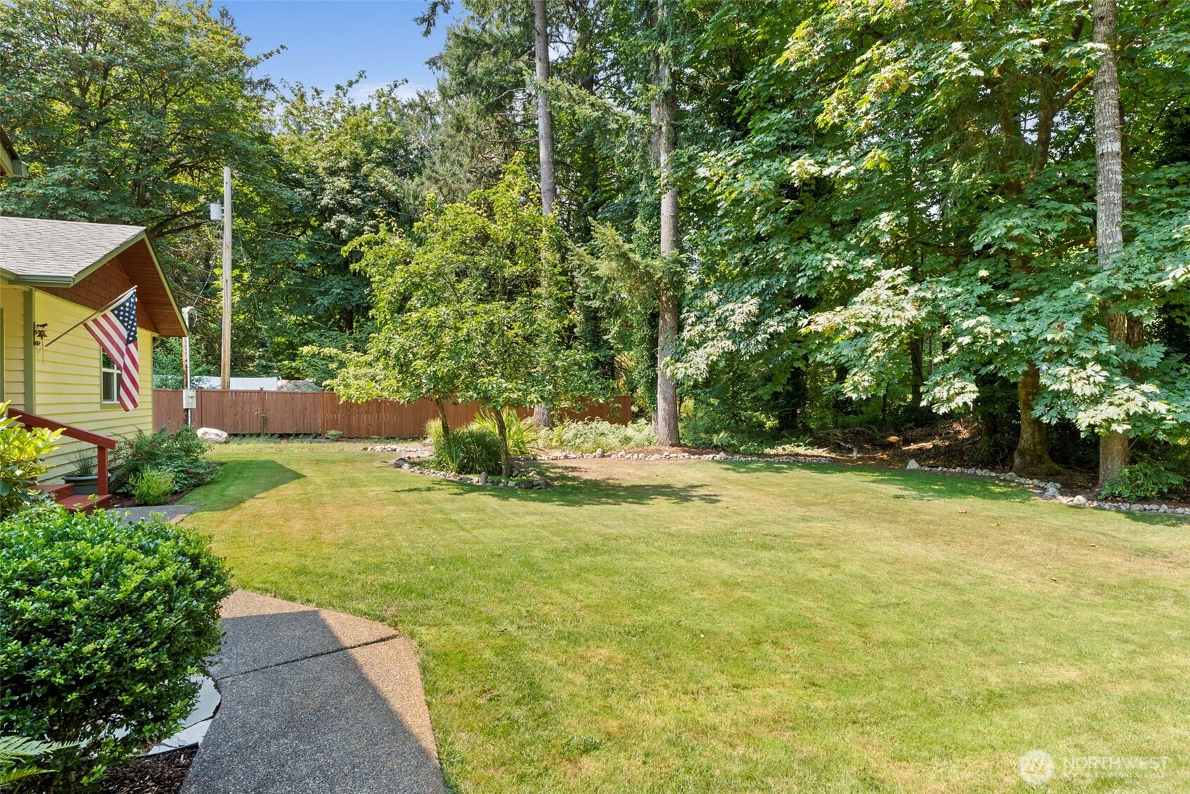 property viewer photo 38