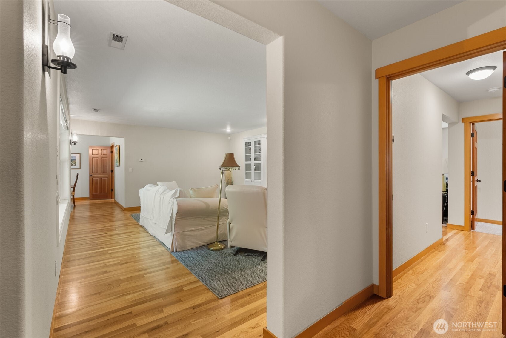 property viewer photo 4