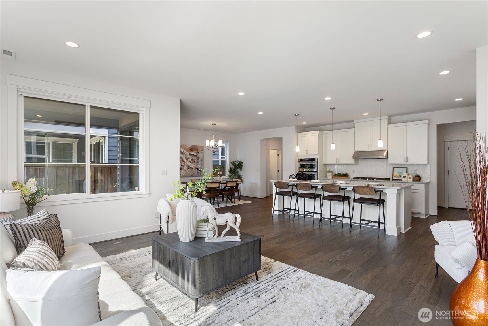 property viewer photo 4