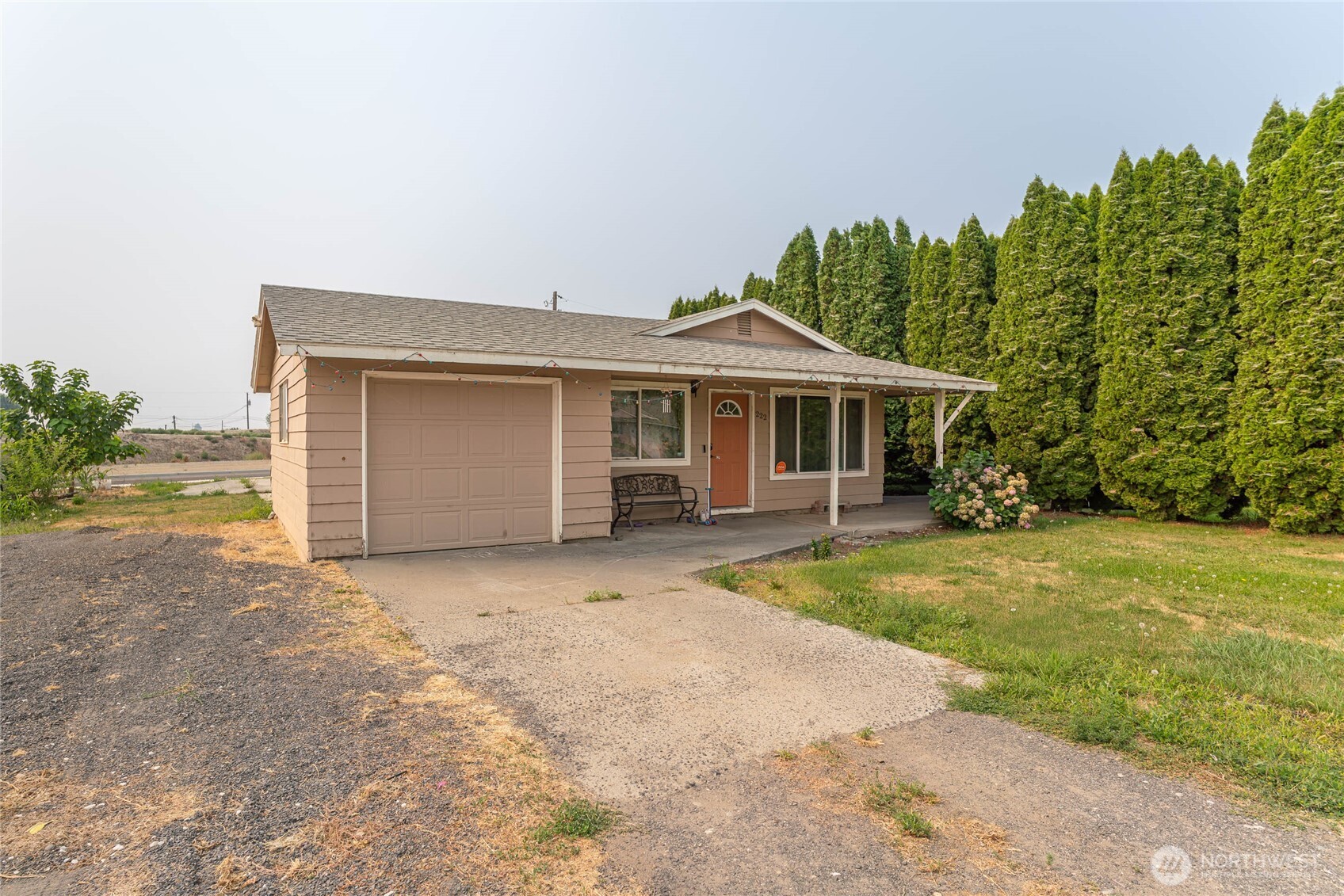 property viewer photo 17