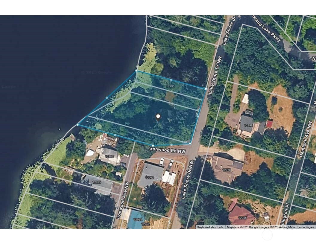 main property photo 29