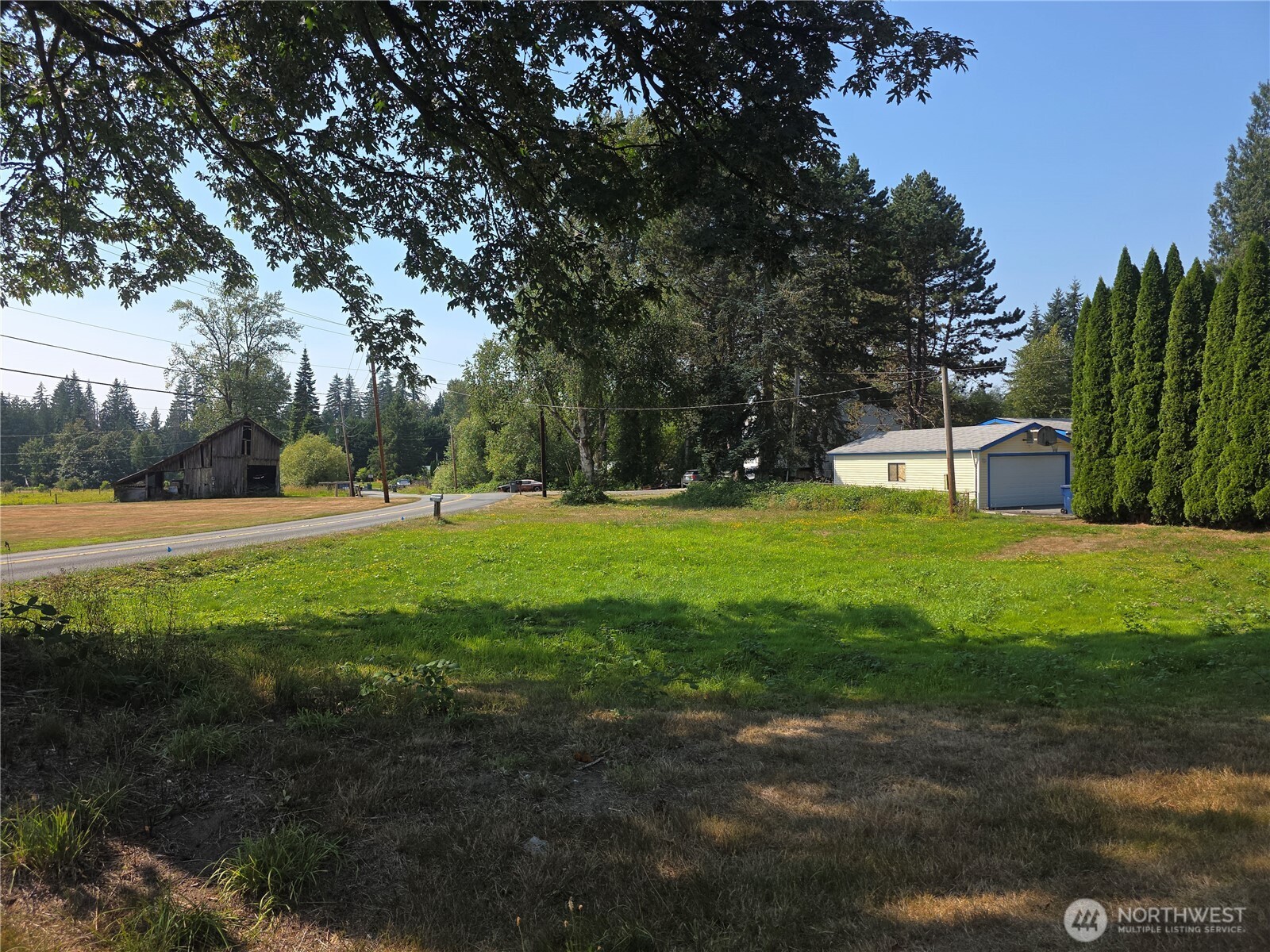 main property photo 7