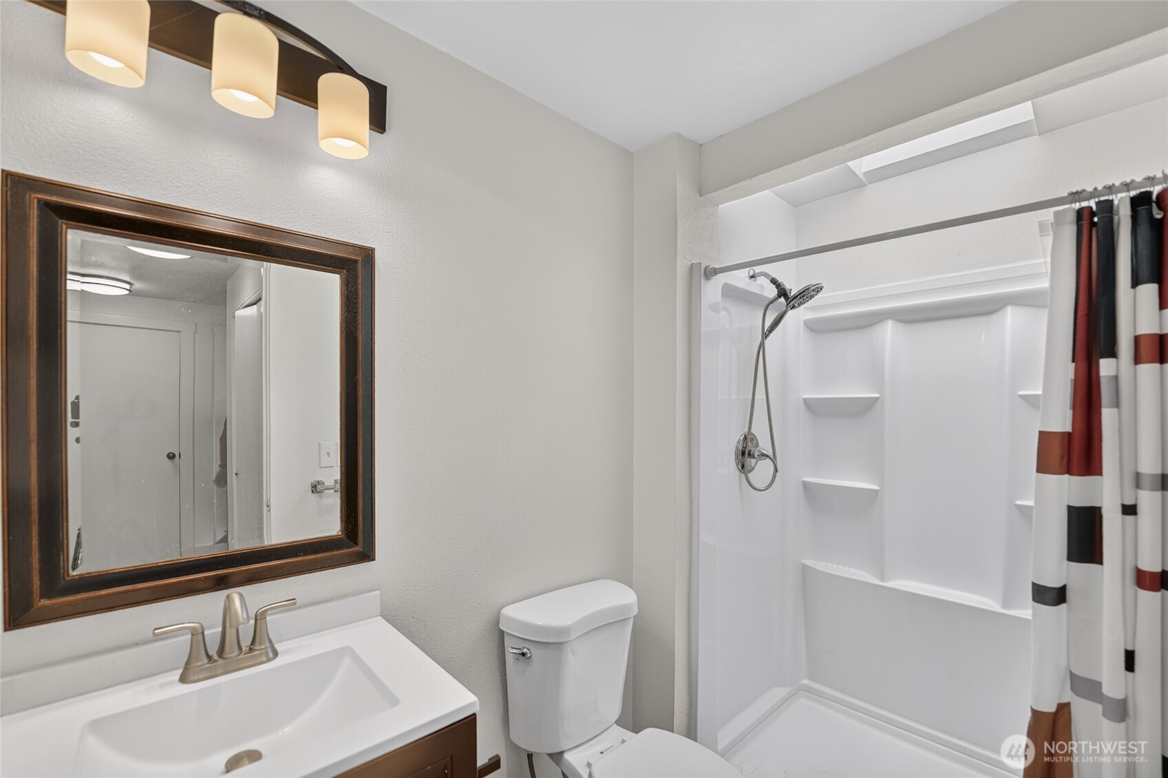 property viewer photo 16