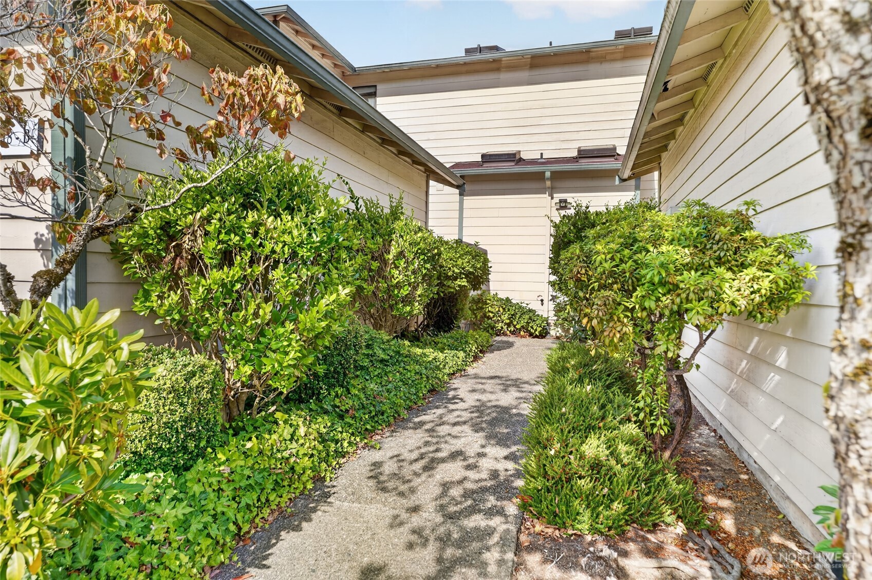 property viewer photo 2