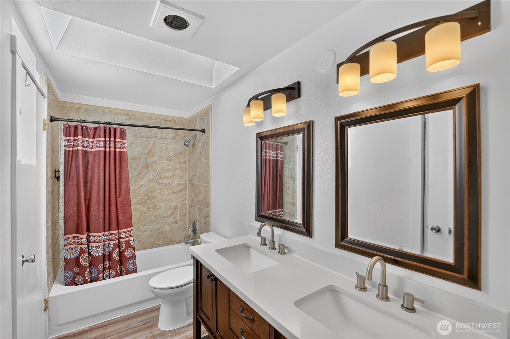 property viewer photo 21