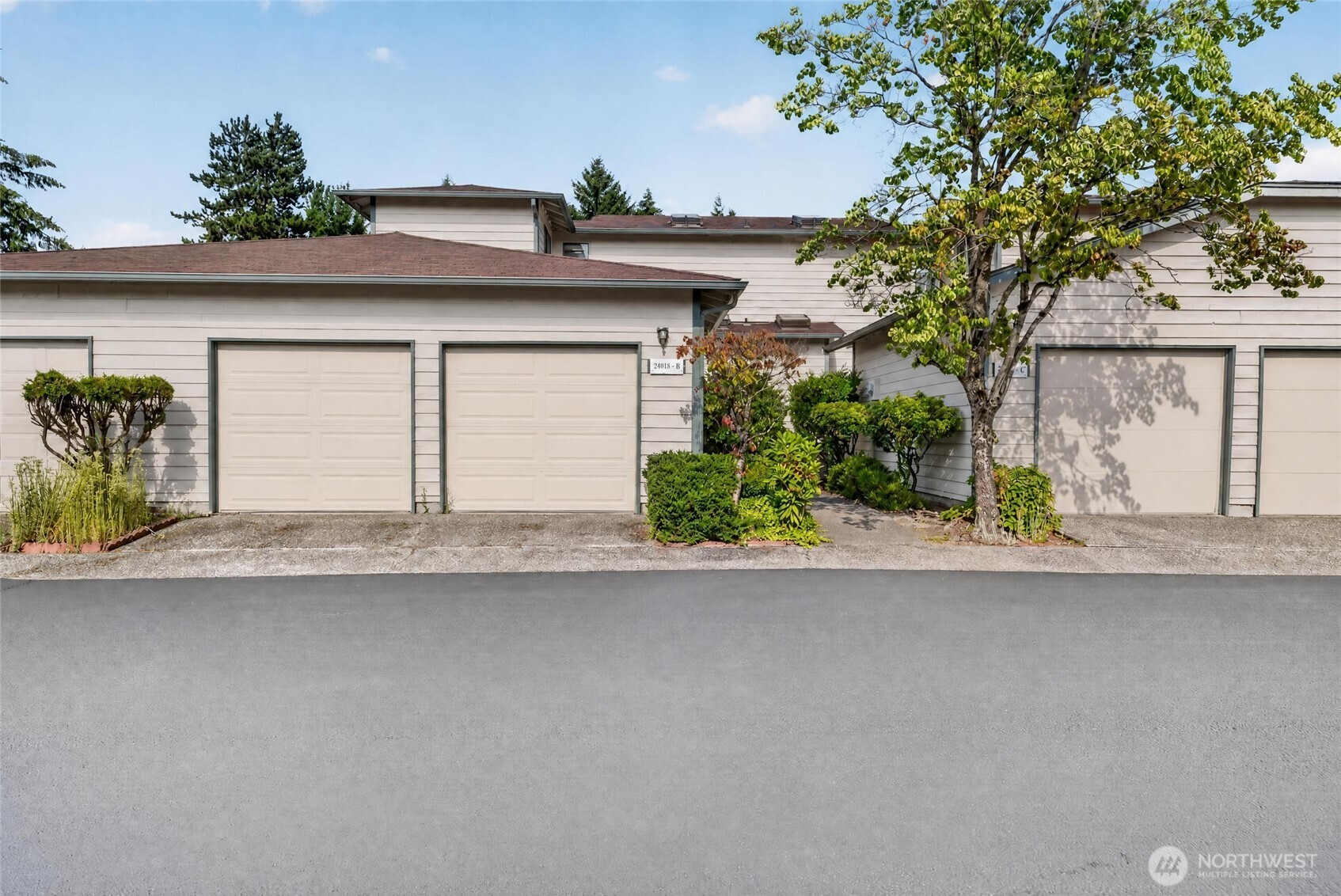 property viewer photo 27