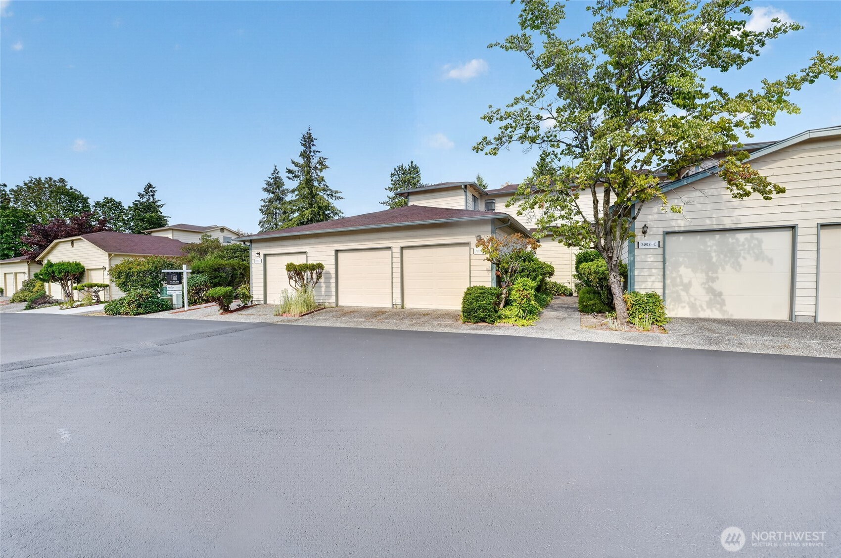 property viewer photo 28
