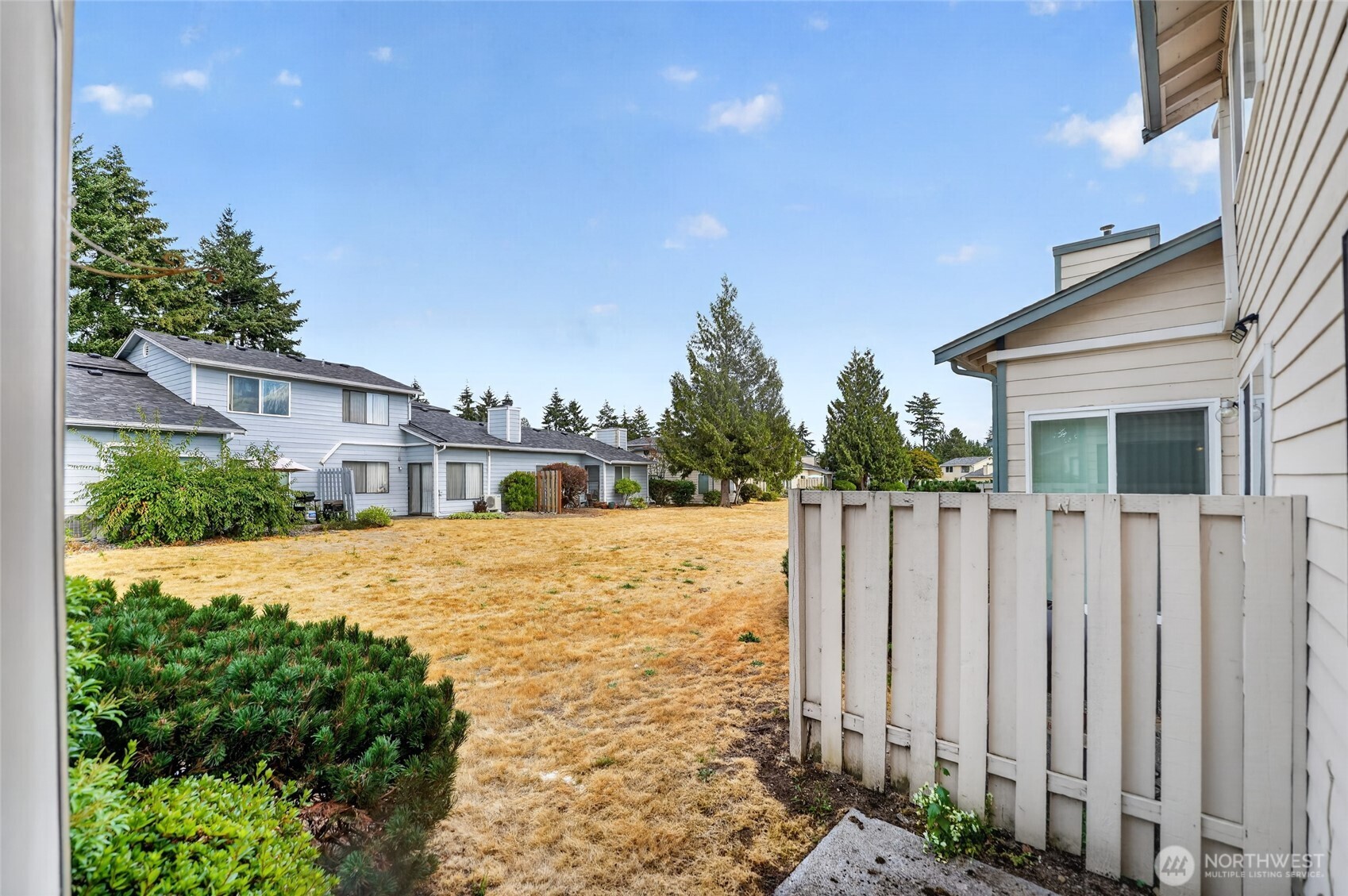 property viewer photo 29