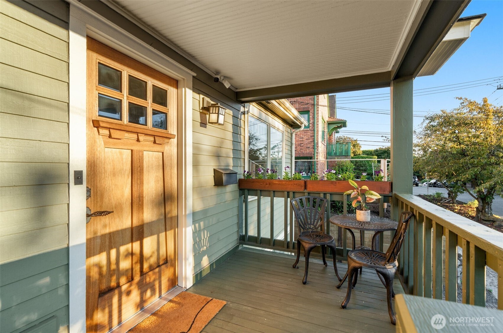 property viewer photo 1