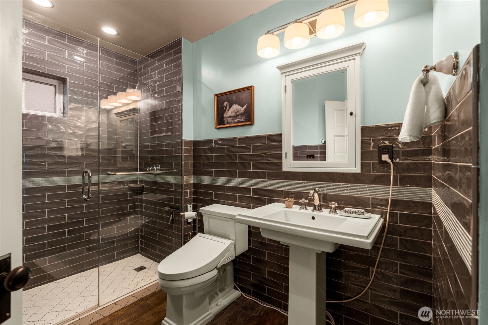 property viewer photo 18