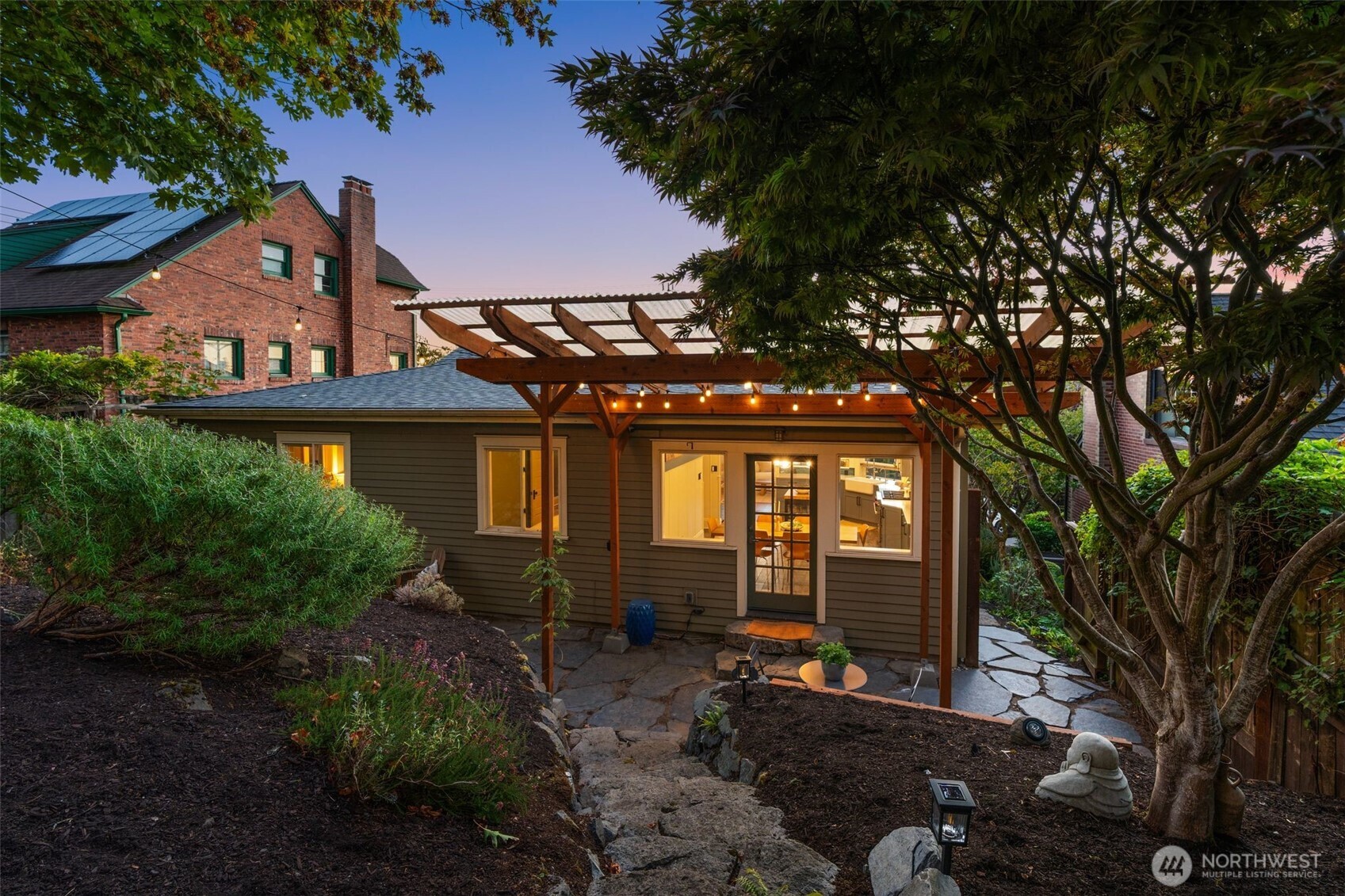 property viewer photo 29