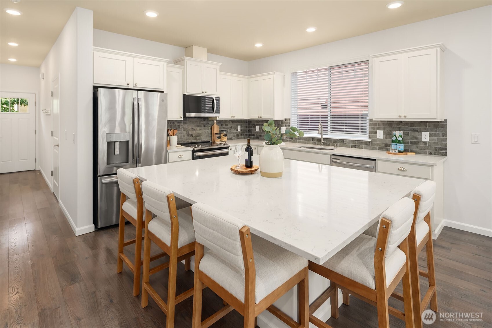 property viewer photo 1