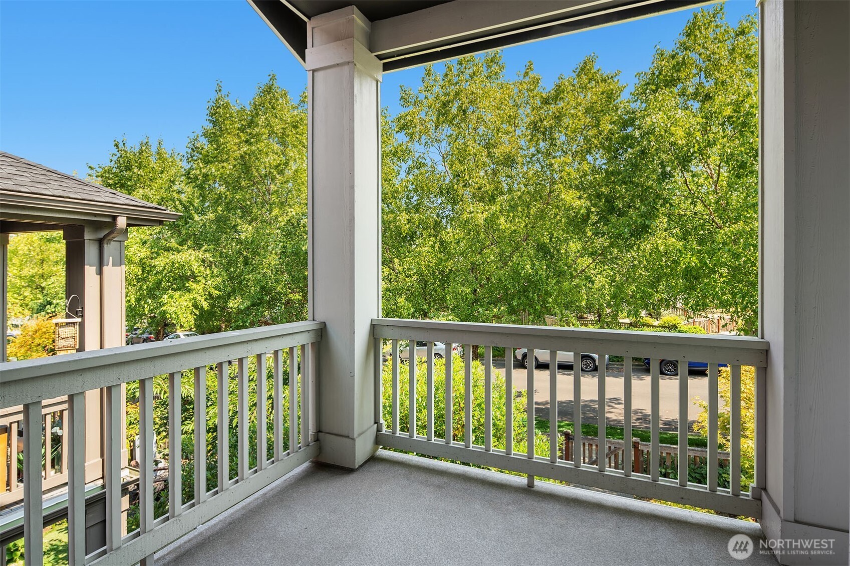 property viewer photo 10