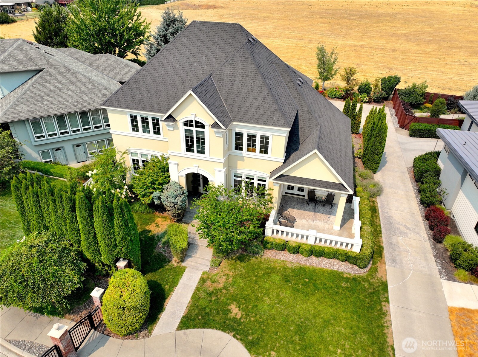 main property photo 38